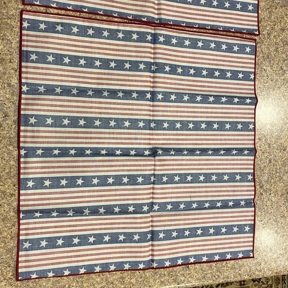 Longaberger 4 All American Fabric Napkins Stars Stripes 2 Packs of 2 Napkins - Picture 6 of 12